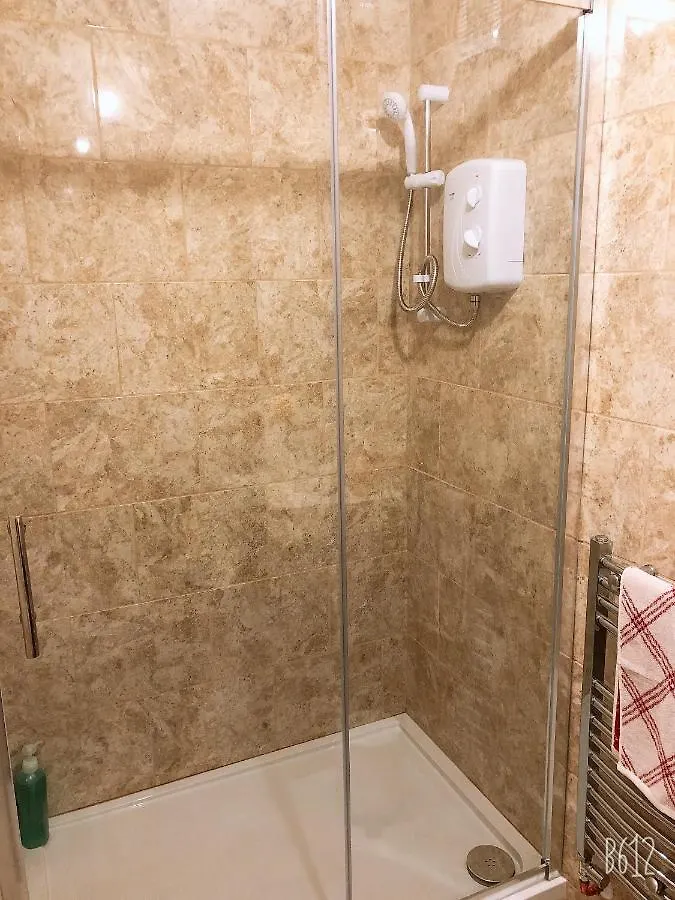 Apartment Flat 1 - Entire Modern Studio With En-Suite And Free Parking Close To Qmc, City Centre & Notts Uni Nottingham United Kingdom